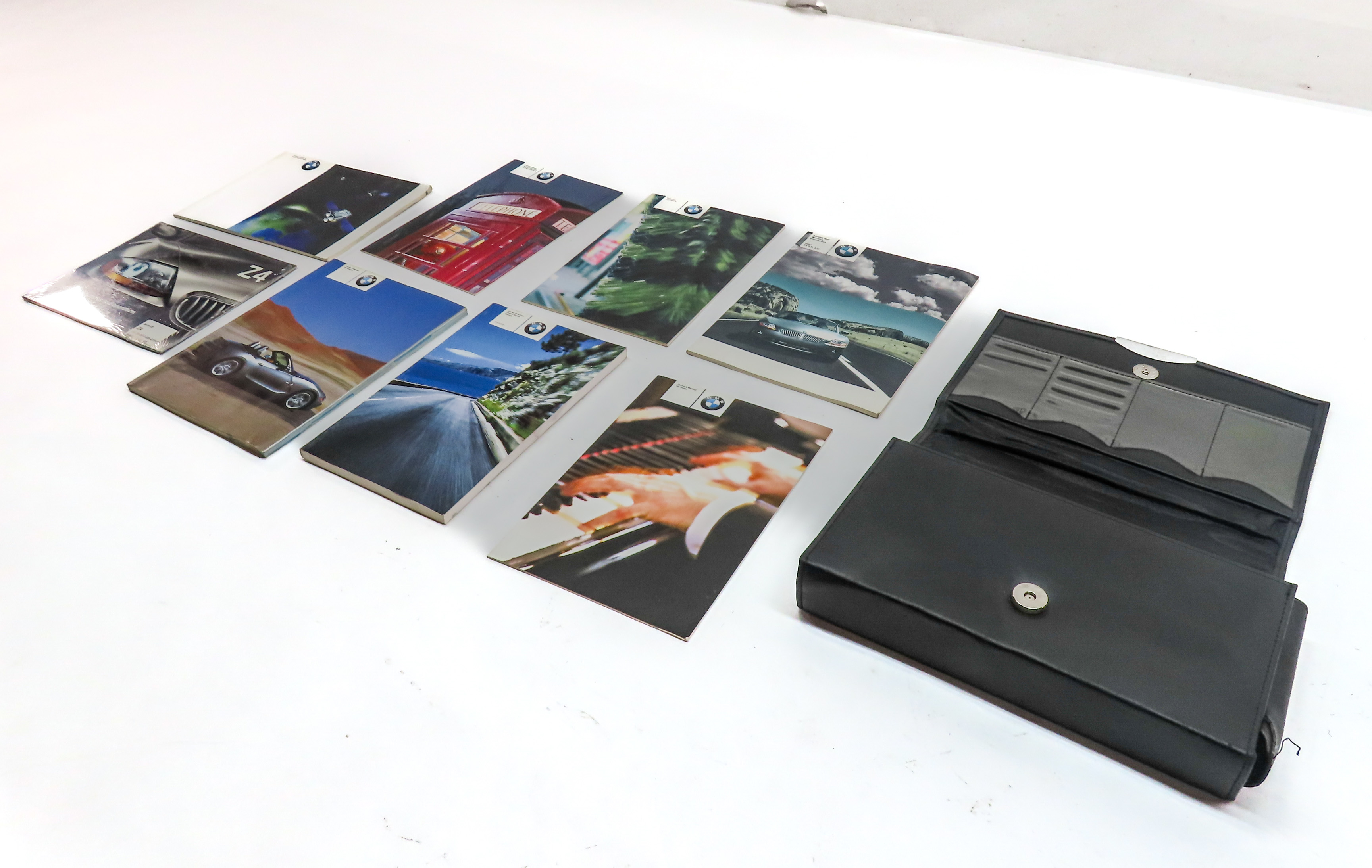 2004 BMW Z4 (E85) 3.0L (M54) ENGINE OWNER'S MANUAL BOOKLET SET/9 w/ CASE — exact item pictured